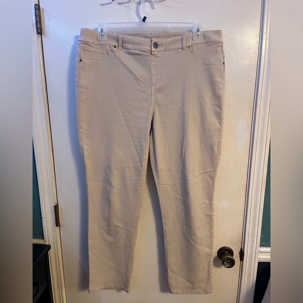 NWOT Chico's Platinum Collection Light Tan Pants (3/XL) 🤎